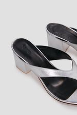 NAIMAESHOPSS21D1_0676