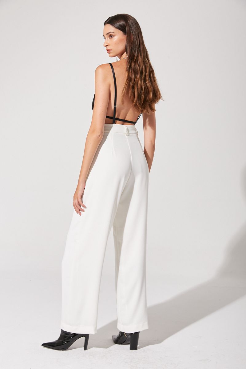 NAIMA-ESHOP-FW22-D4-0560