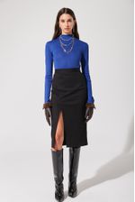 NAIMA-ESHOP-FW22-D4-0783