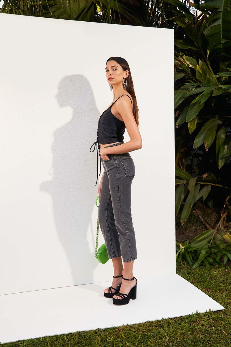 NAIMASS238285-Edit
